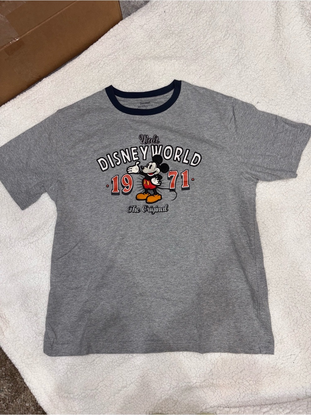 Gray Mickey Mouse Graphic Tee - Large